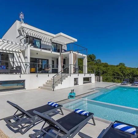 بيت للعطل Visum